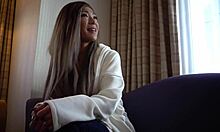 Soția japoneză este futută de iubitul ei într-un videoclip făcut acasă